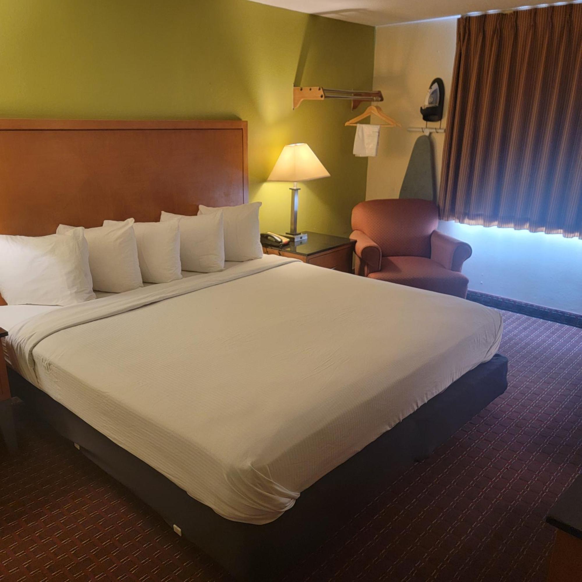 Days Inn By Wyndham Fort Dodge Extérieur photo