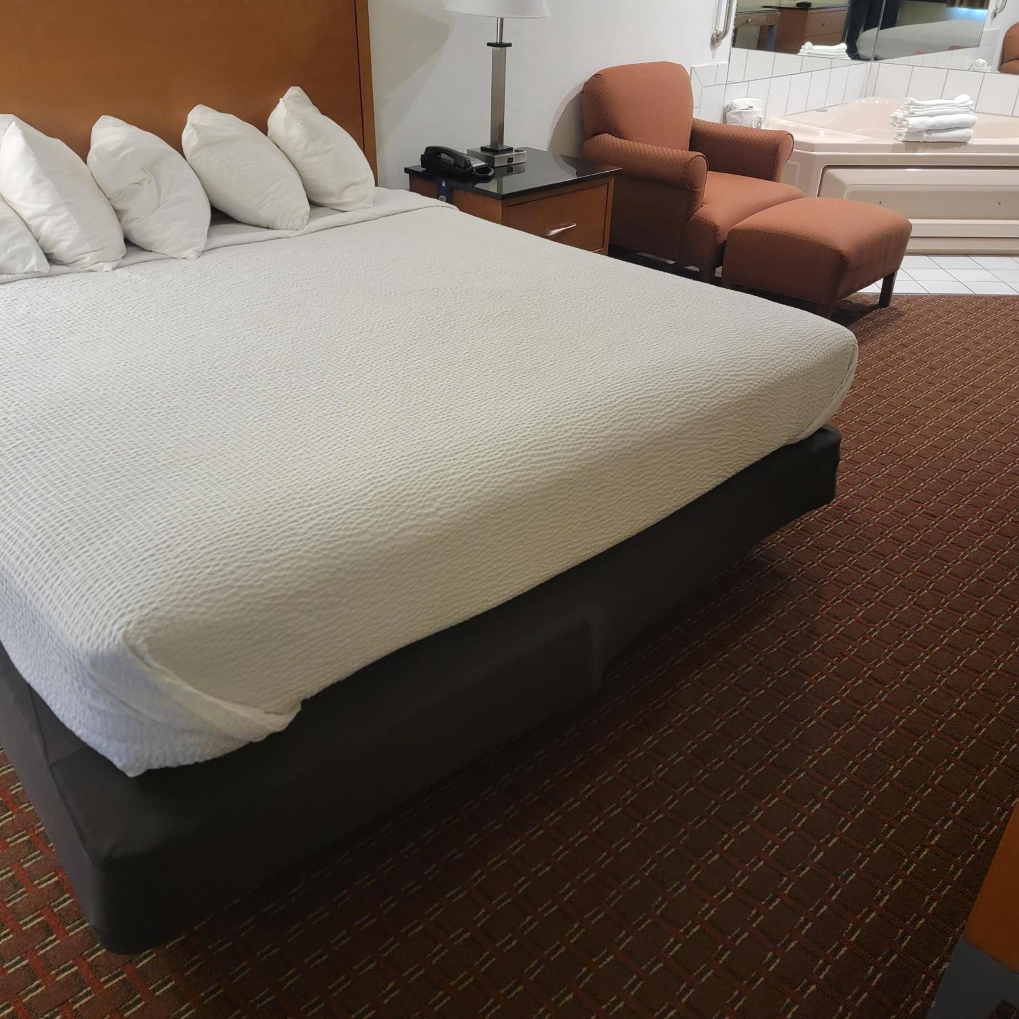 Days Inn By Wyndham Fort Dodge Extérieur photo
