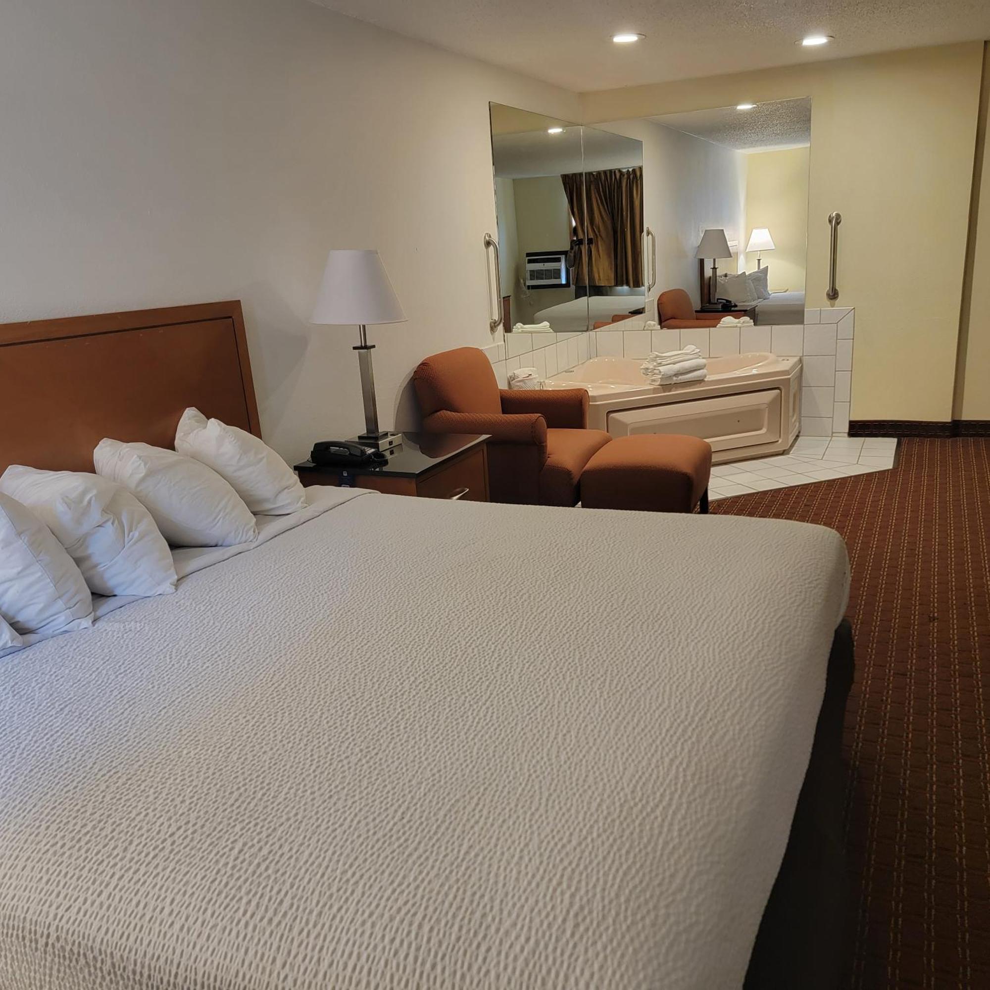 Days Inn By Wyndham Fort Dodge Extérieur photo